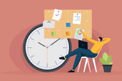 Creating a Daily Routine for Seniors in Remote Work