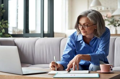 How to Transition from Traditional Jobs to Remote Work at 50+